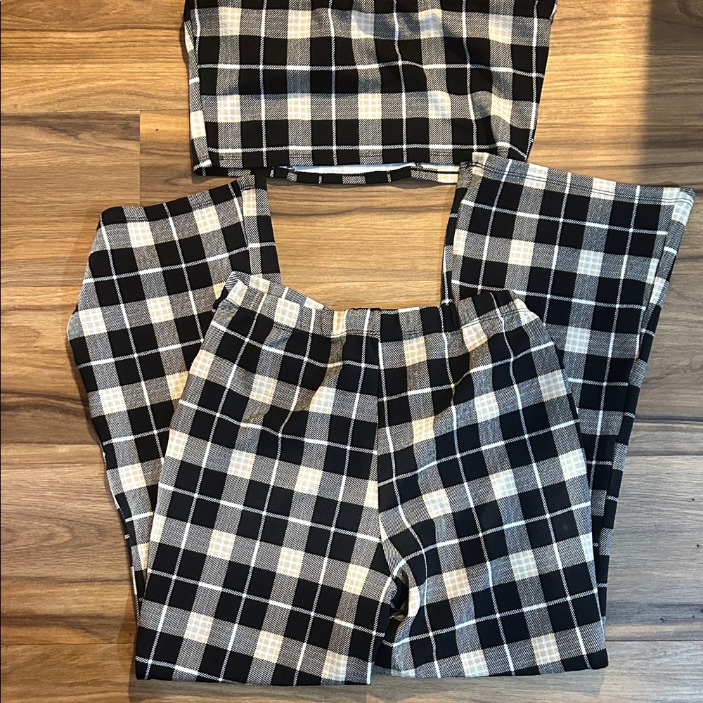 No Boundaries Black & Cream Plaid Two-Piece Jumpsuit Set - Picture 6 of 6